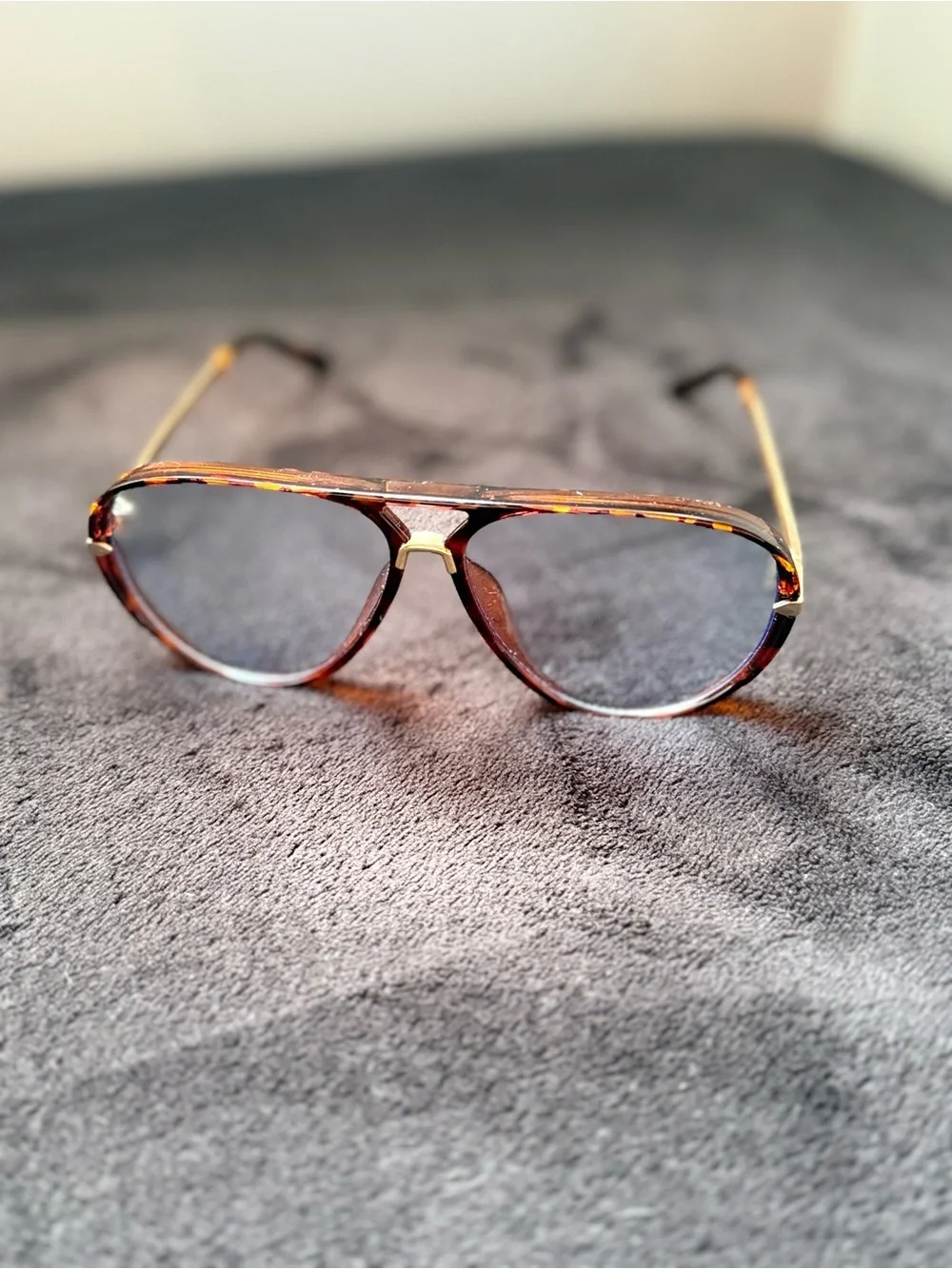 N/A stylish aviator